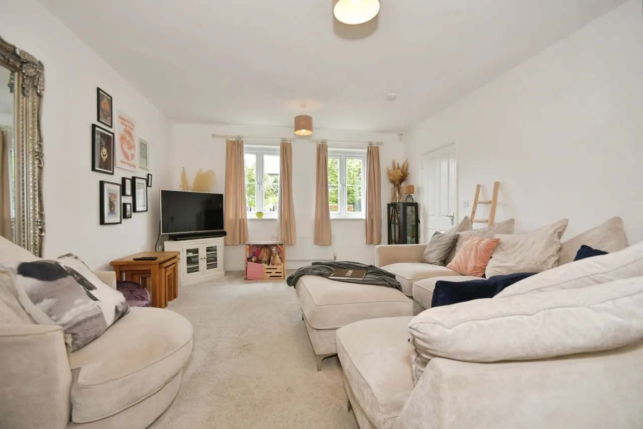 Otterhole Close, BUXTON, Derbyshire, SK17, photo 4