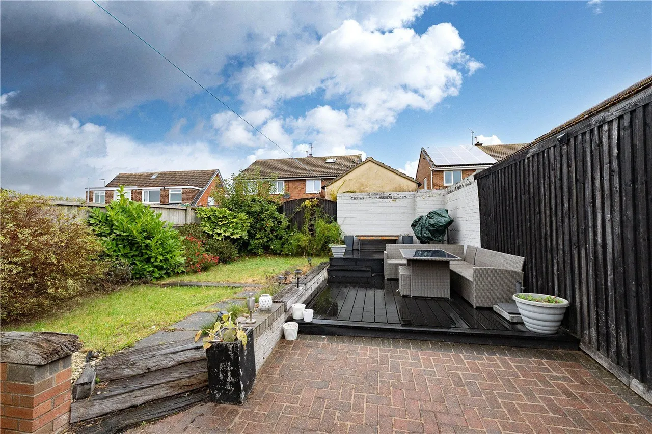 Fosse Way, Garforth, LS25, photo 8