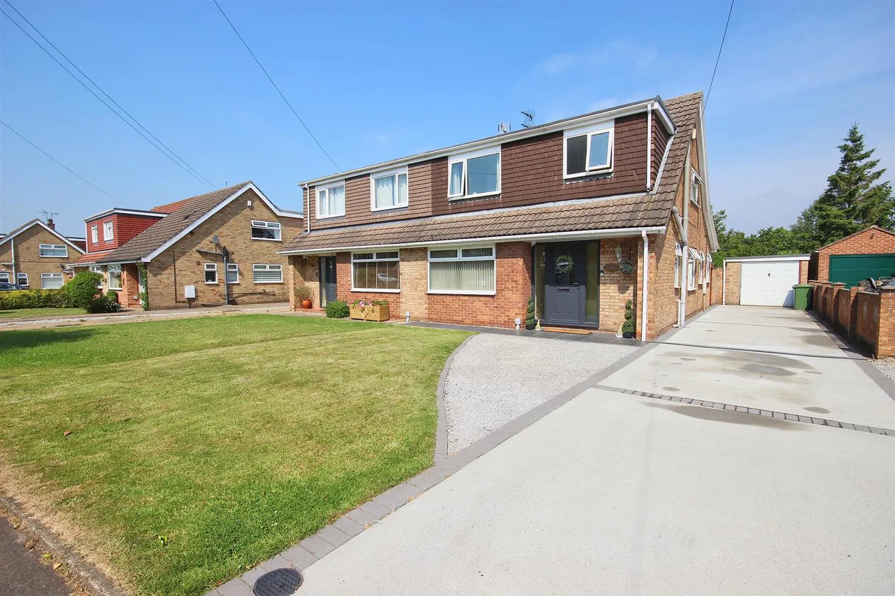 4 bed house for sale — Cawood Drive, Skirlaugh