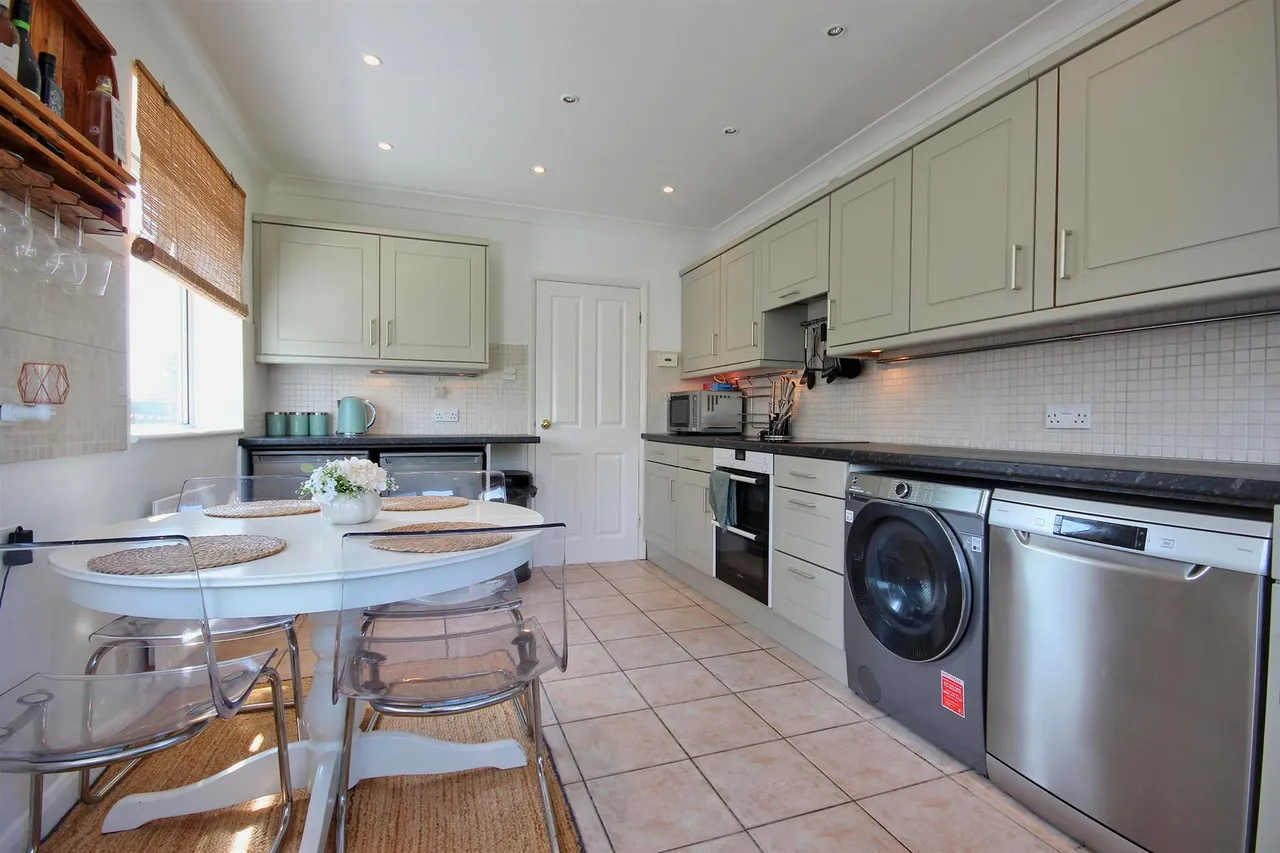 Cawood Drive, Skirlaugh, photo 13