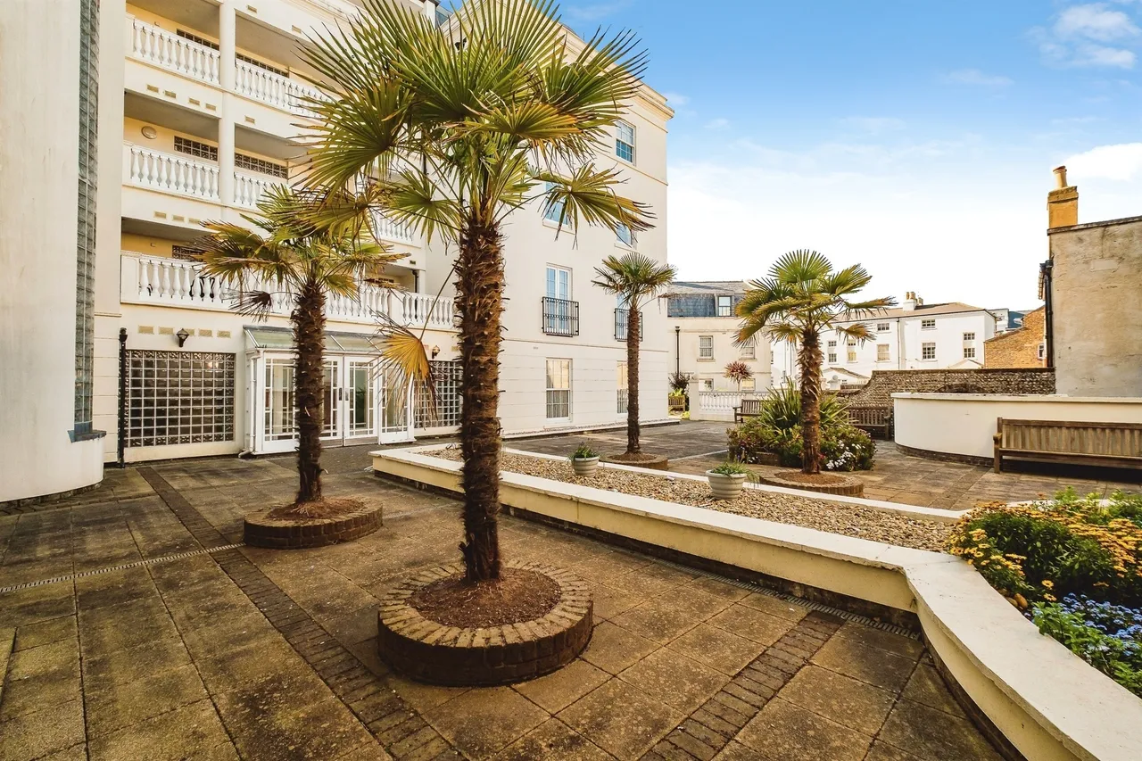 Marine Parade, Worthing, BN11, photo 22