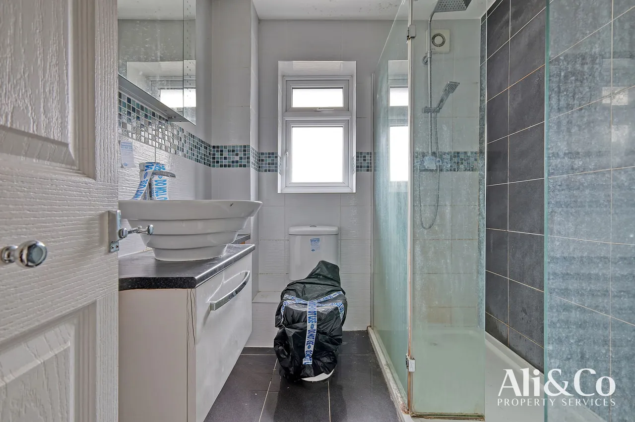 Archates Avenue, Grays, Essex, RM16 6QS, photo 13
