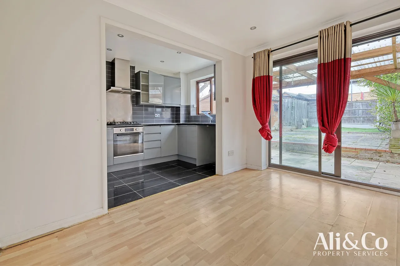 Archates Avenue, Grays, Essex, RM16 6QS, photo 8