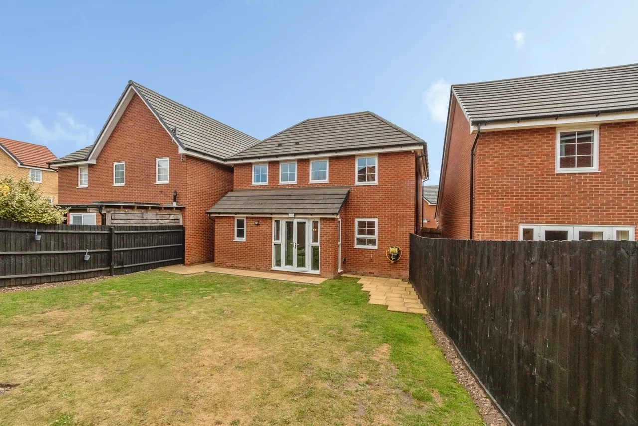 Simmons Drive, Hednesford, Cannock, WS12, photo 18