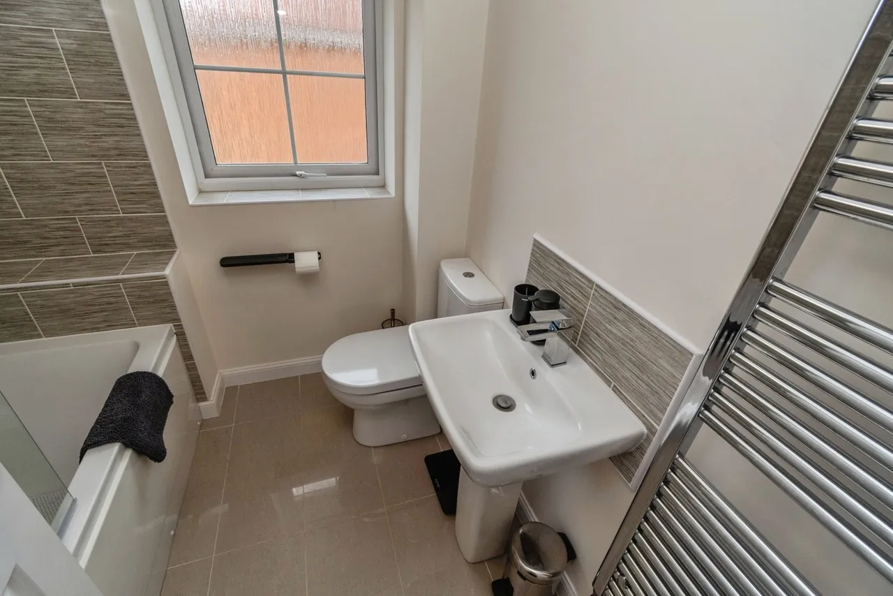 Simmons Drive, Hednesford, Cannock, WS12, photo 13