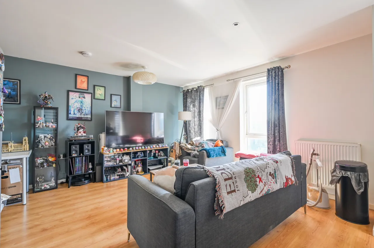 504 Lascar Wharf Building, 21 Parnham Street, London, photo 5