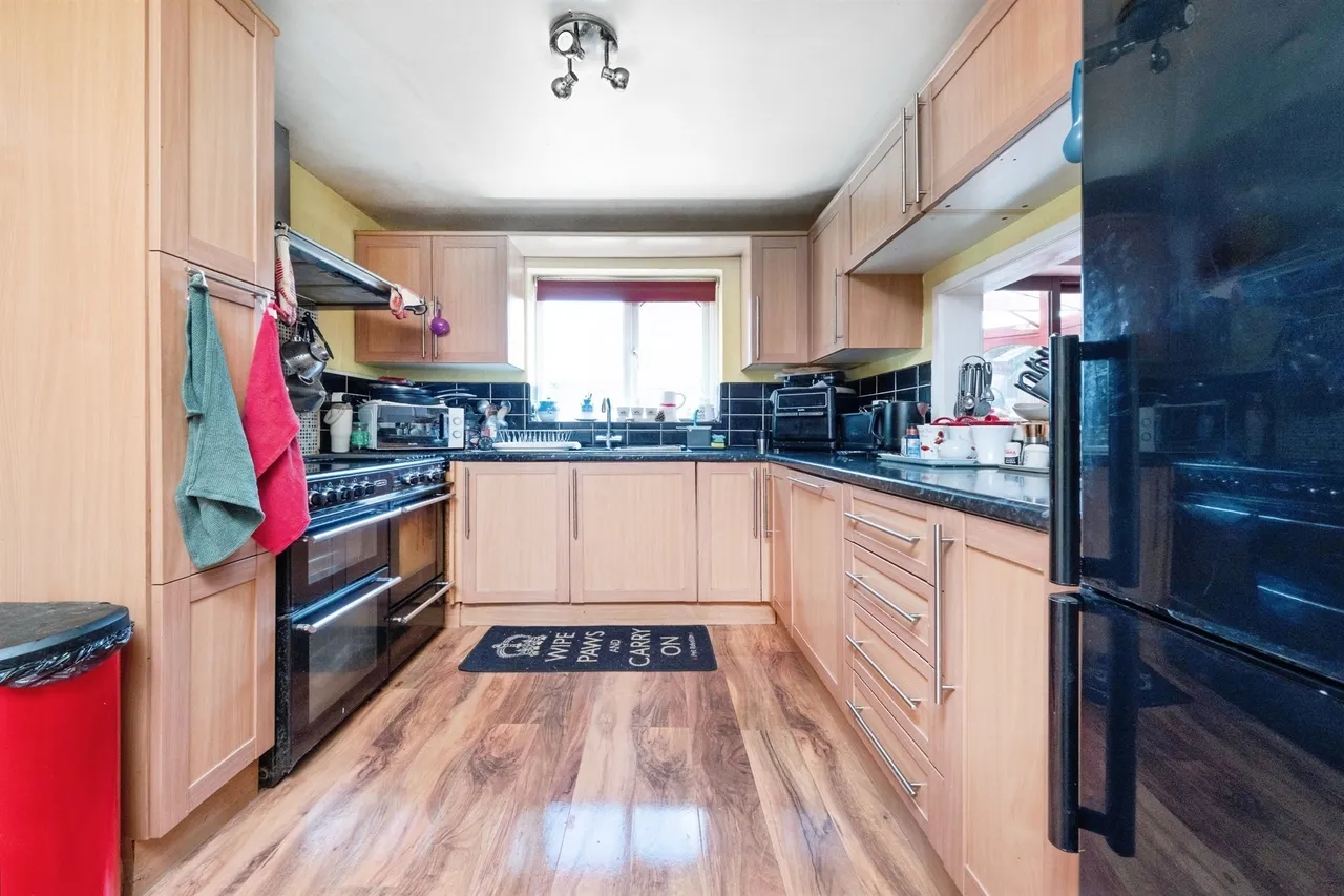 Kingfisher Road, BUCKINGHAM, photo 5