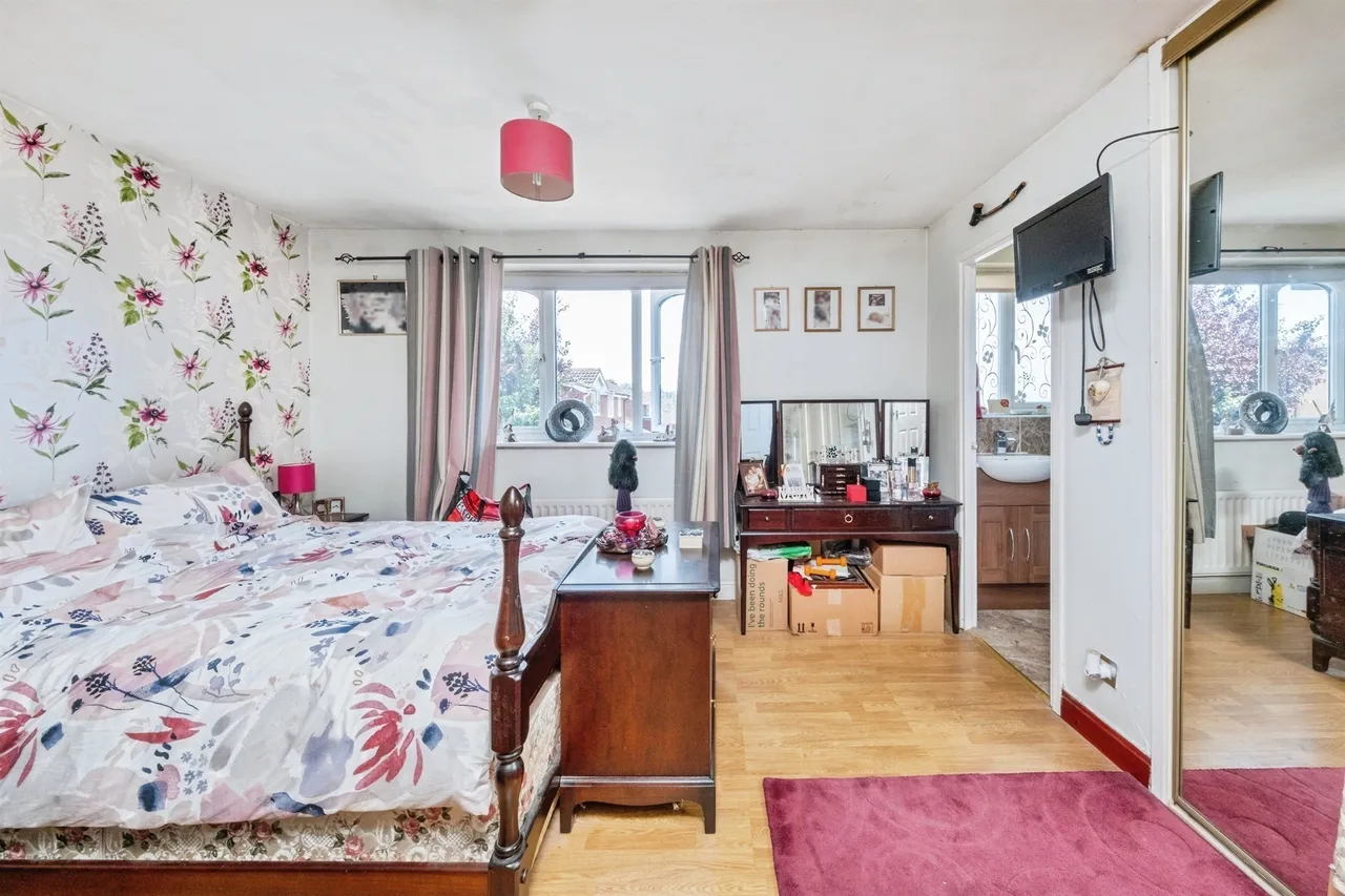 Kingfisher Road, BUCKINGHAM, photo 10