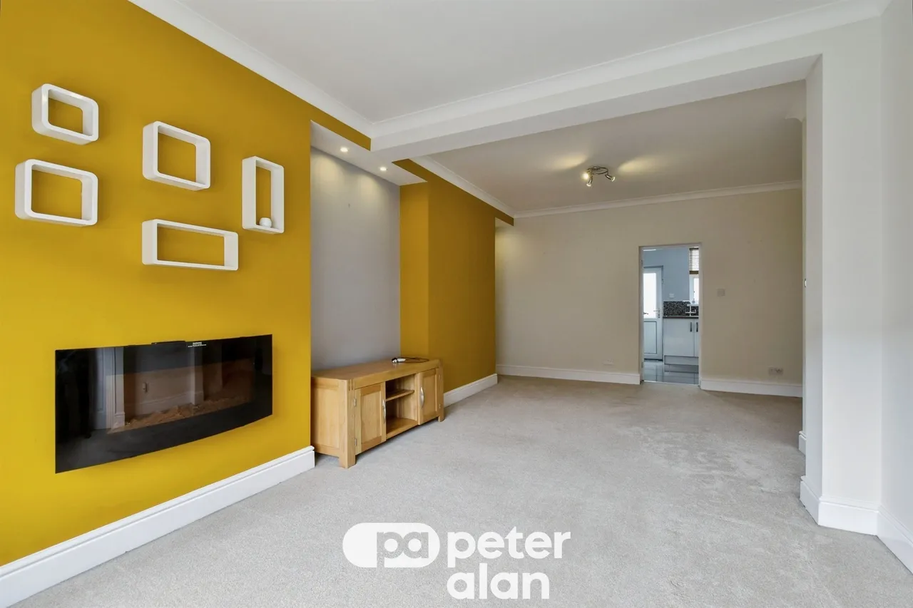 Queens Terrace, Merthyr Tydfil, CF48, photo 2