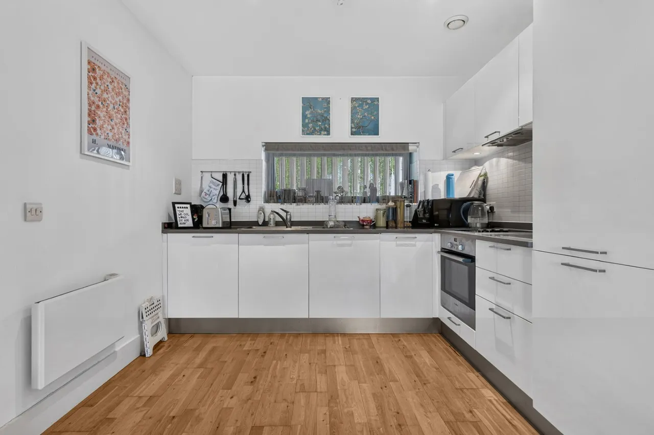 Chalk Farm Road, London, NW1, photo 10