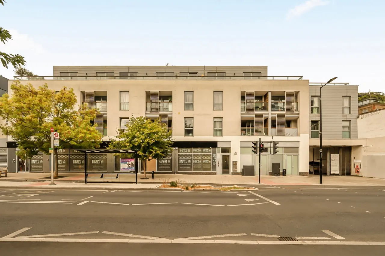 Chalk Farm Road, London, NW1, photo 14