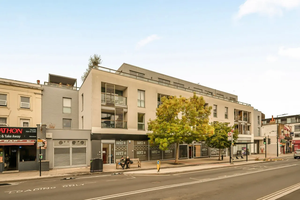 Chalk Farm Road, London, NW1, photo 15