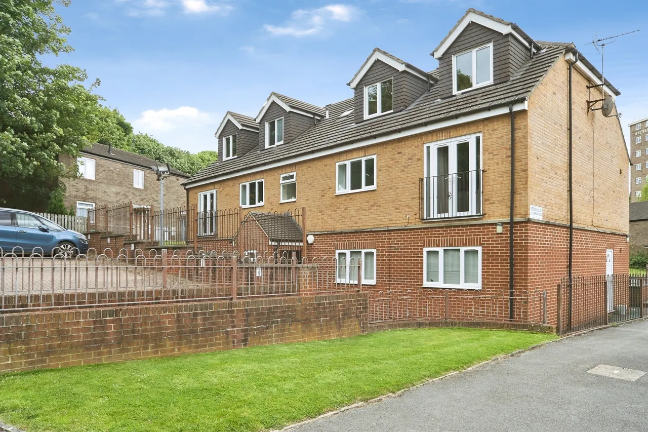 Iveson Road, Leeds, photo 2