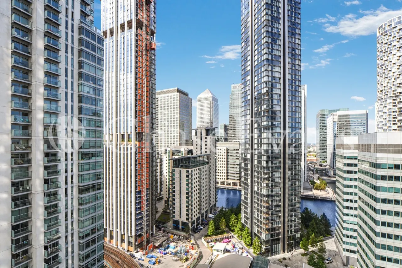 Pan Peninsula Square, Canary Wharf, E14, photo 11