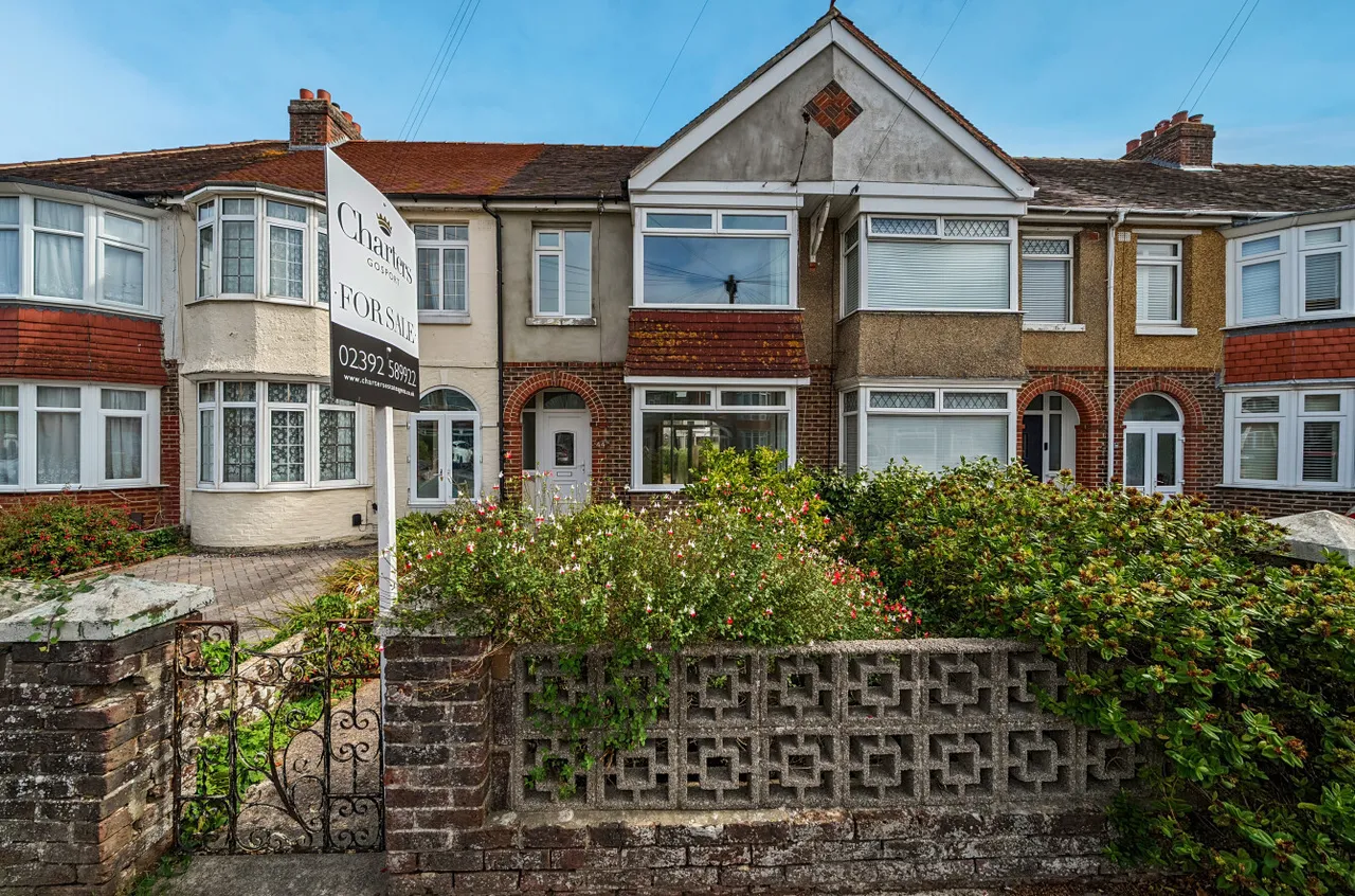 3 bed house for sale, Hastings Avenue, Gosport, PO12