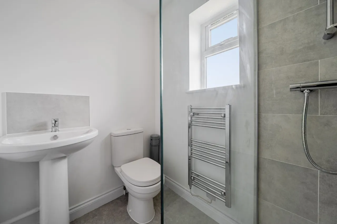 Hastings Avenue, Gosport, PO12, photo 5