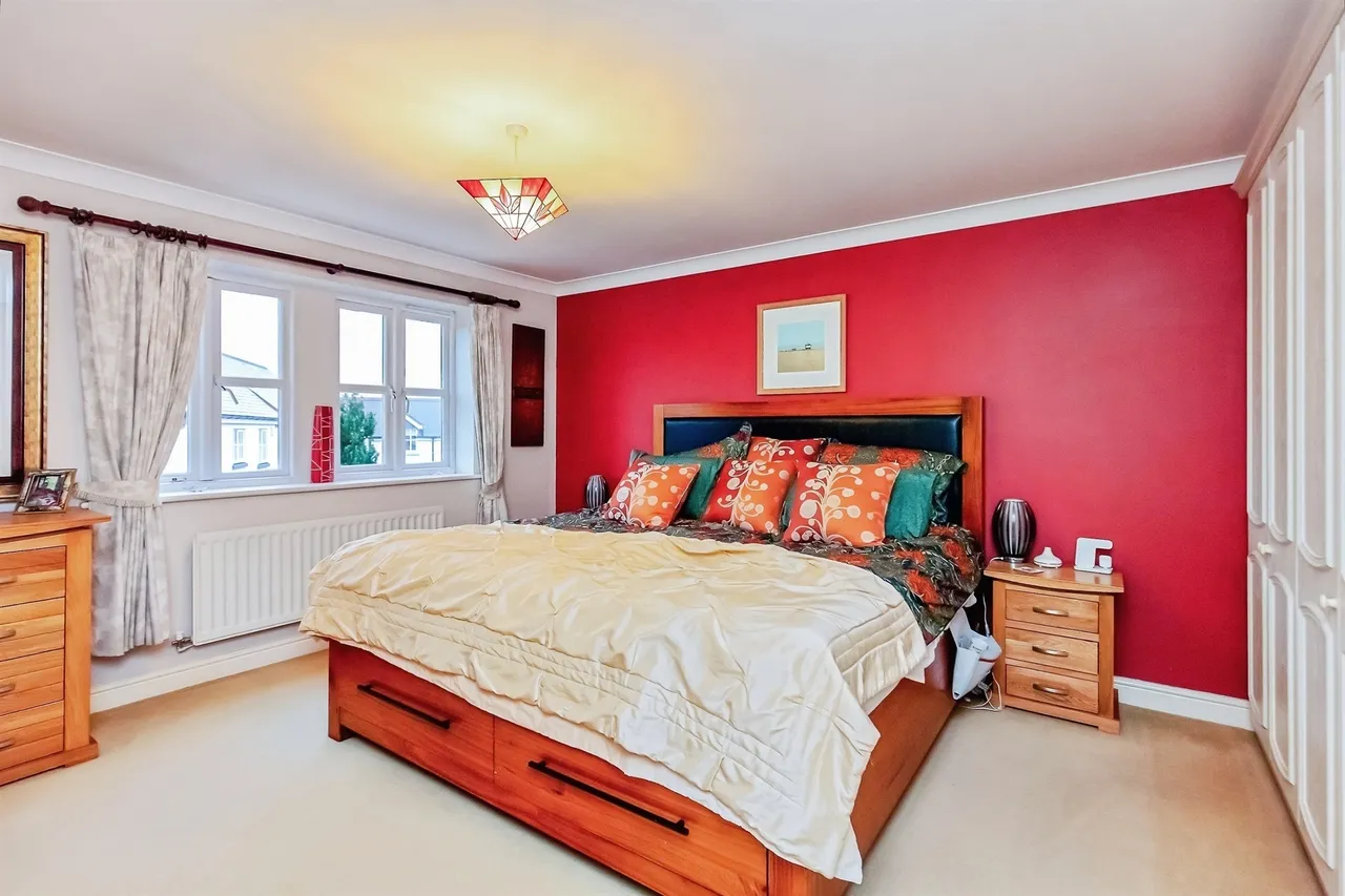 Glover Court, Middleton, Market Harborough, photo 11