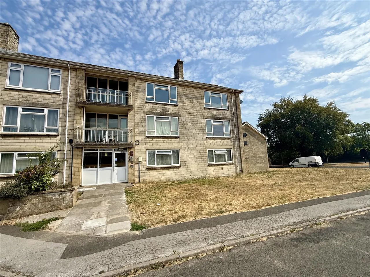 2 bed flat for sale, Leylands Road, Corsham, SN13