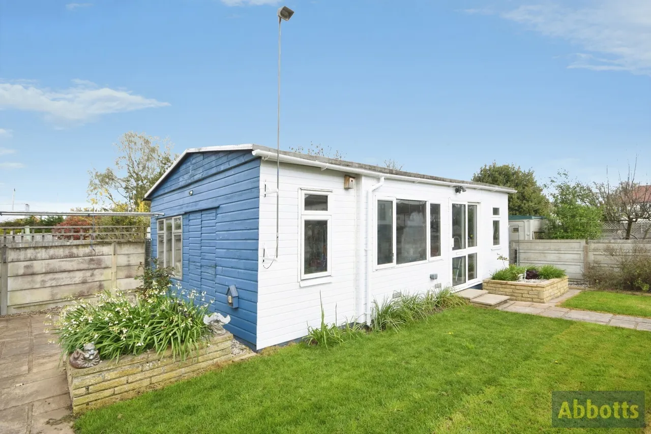Bruce Grove, Wickford, Essex, SS11, photo 24