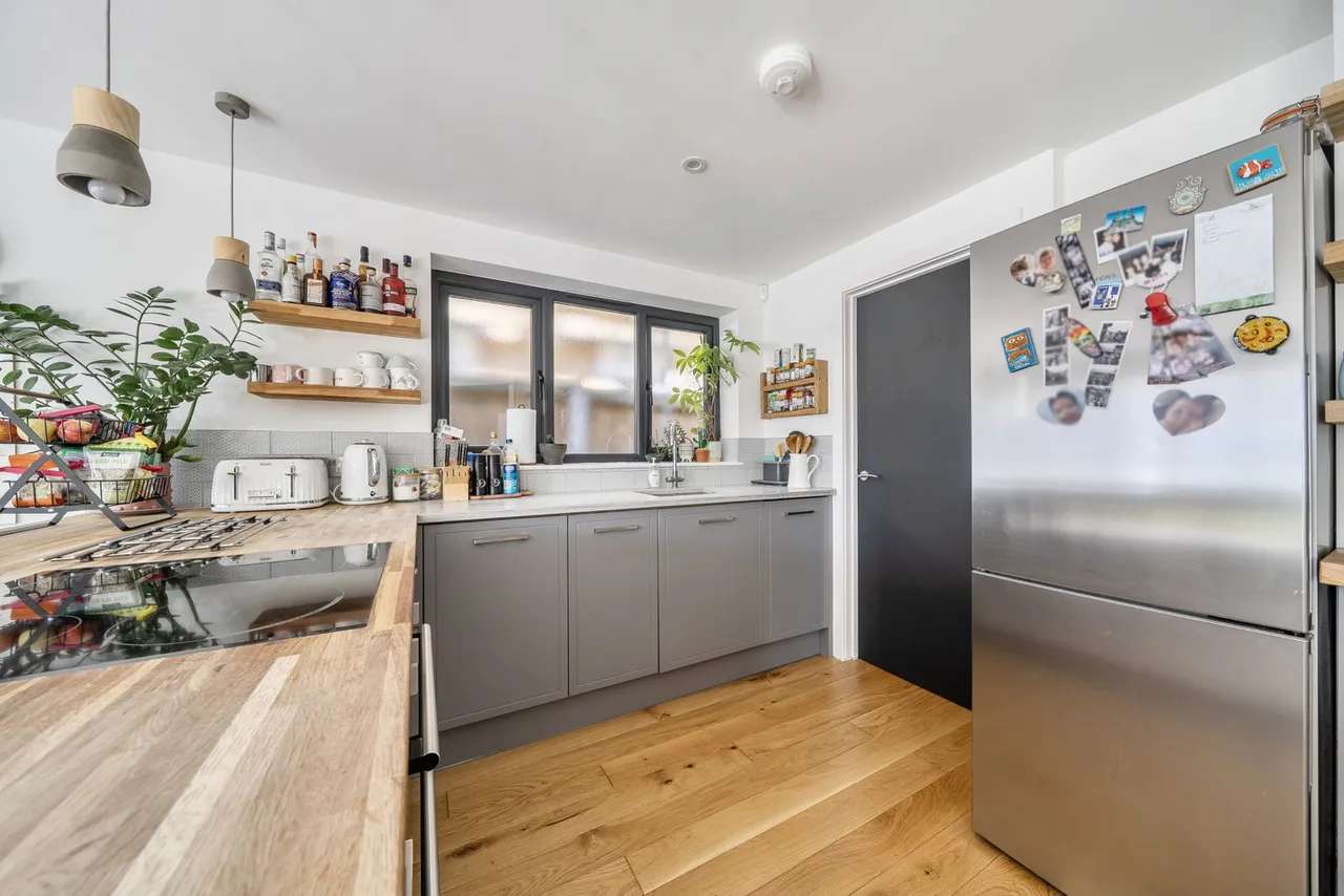 Clive Road, Cliffsend, photo 6