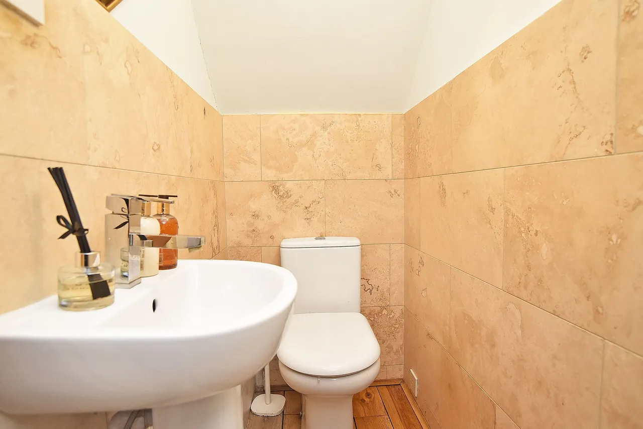 Cold Bath Road, Harrogate, HG2, photo 13