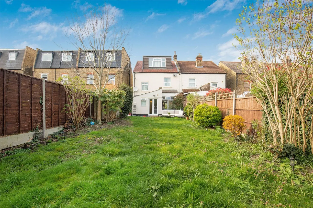Mitcham Lane, Furzedown, photo 11