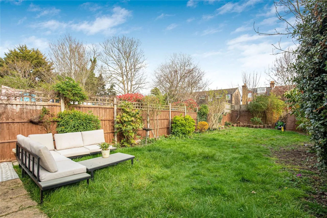 Mitcham Lane, Furzedown, photo 15