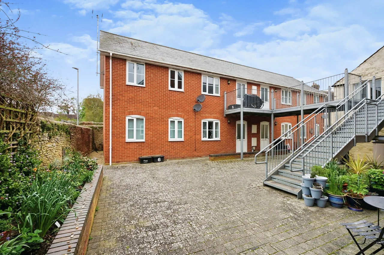 Gilberts Lane, Highworth, Swindon, photo 5