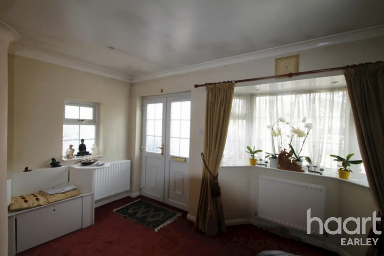 Millbank Crescent, RG5, photo 4