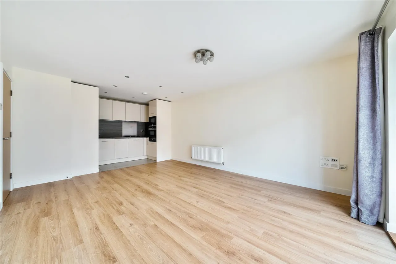 Eden Road, Dunton Green, TN14, photo 17