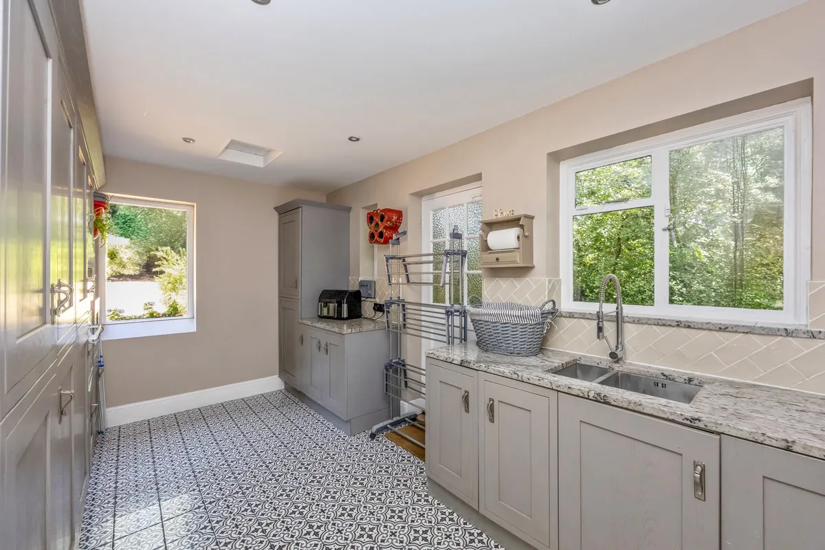 Manor Road, North Lancing, BN15, photo 8