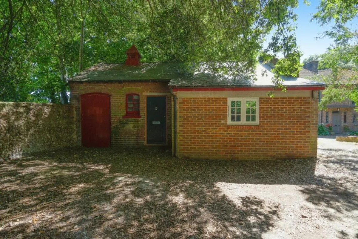 Manor Road, North Lancing, BN15, photo 15