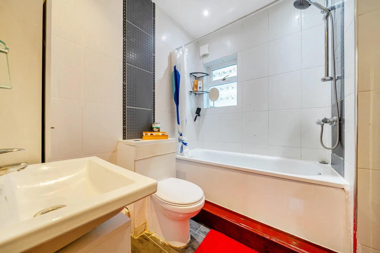 Moordown, SE18, photo 12