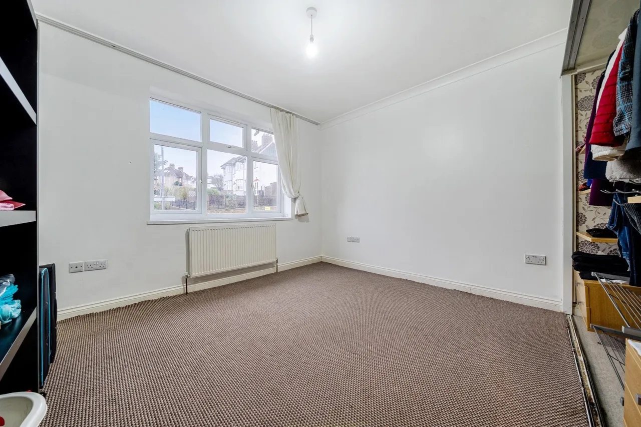 Moordown, SE18, photo 15