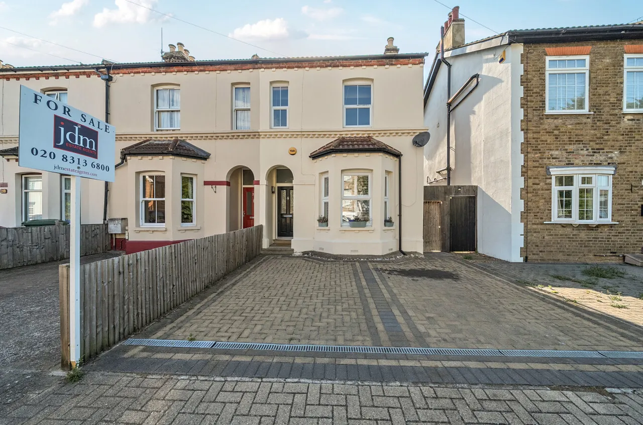 4 bed house for sale, Bromley