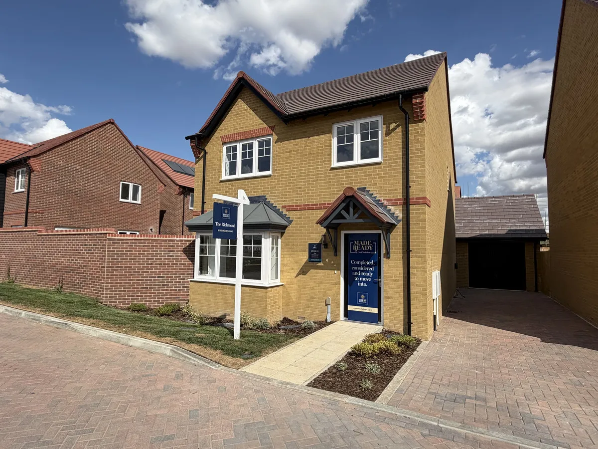 4 bed house for sale, Nobel Park, Didcot