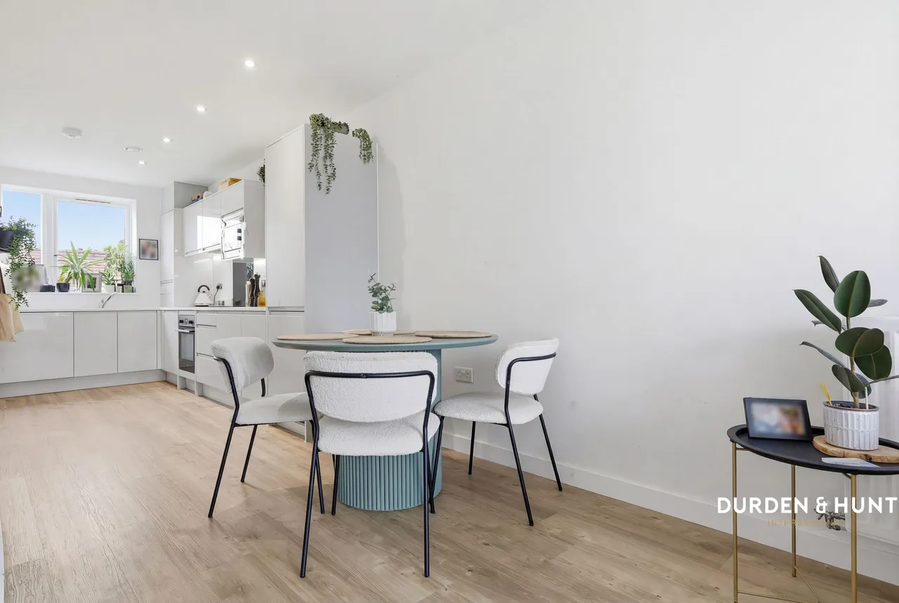 Academy Way, Loughton, IG10, photo 9
