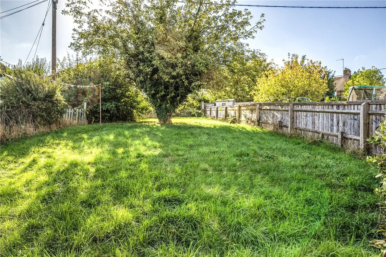 Upper Isbury, Marlborough, SN8, photo 15