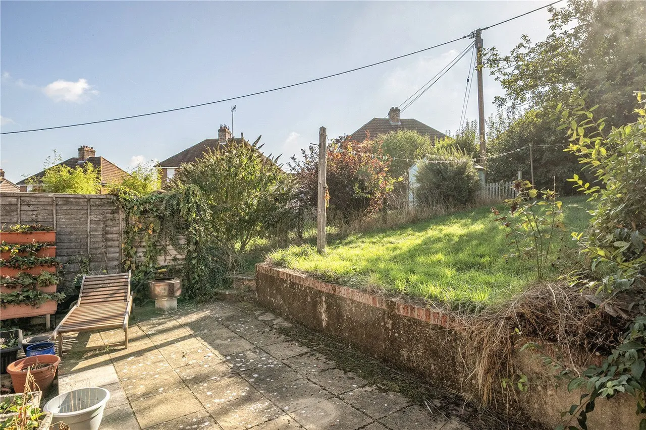 Upper Isbury, Marlborough, SN8, photo 14