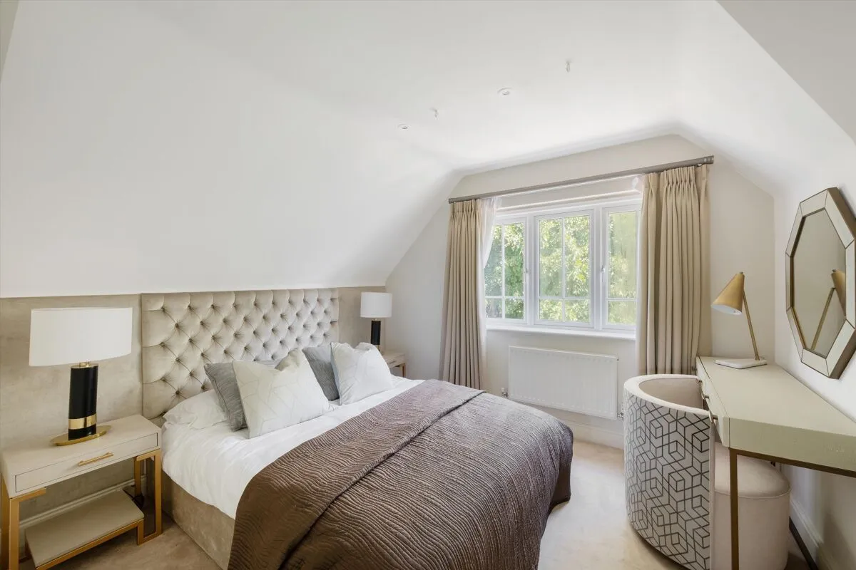 Cavendish Place, London, NW2, photo 14