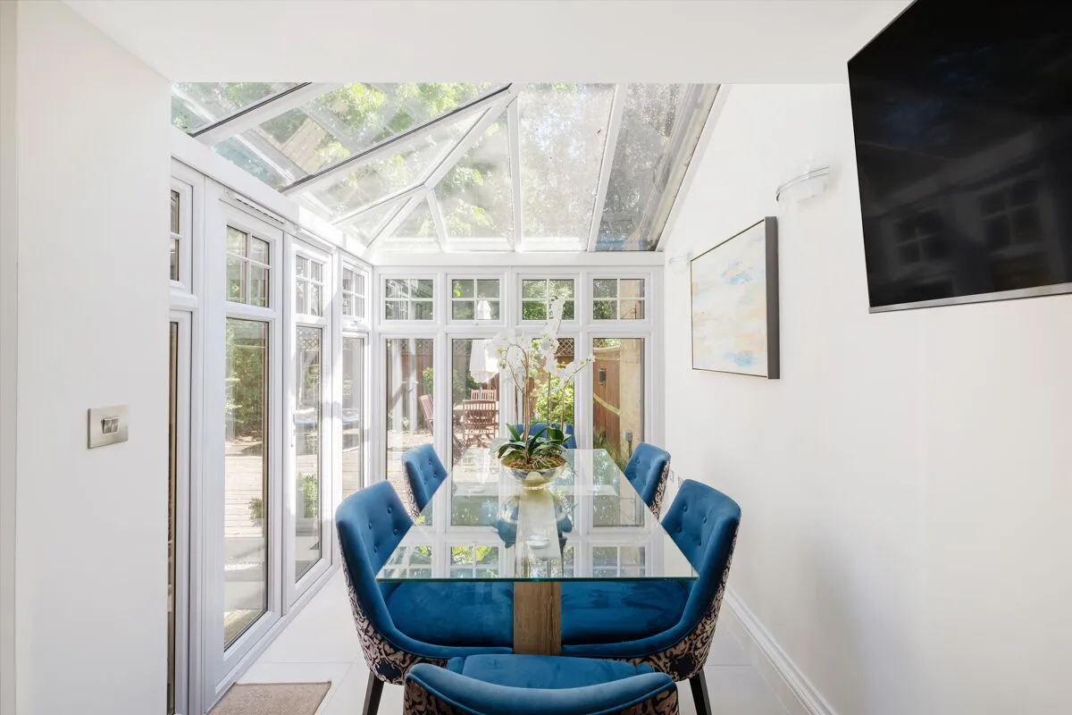 Cavendish Place, London, NW2, photo 8