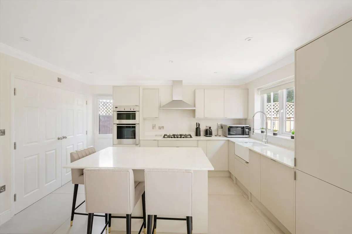 Cavendish Place, London, NW2, photo 7