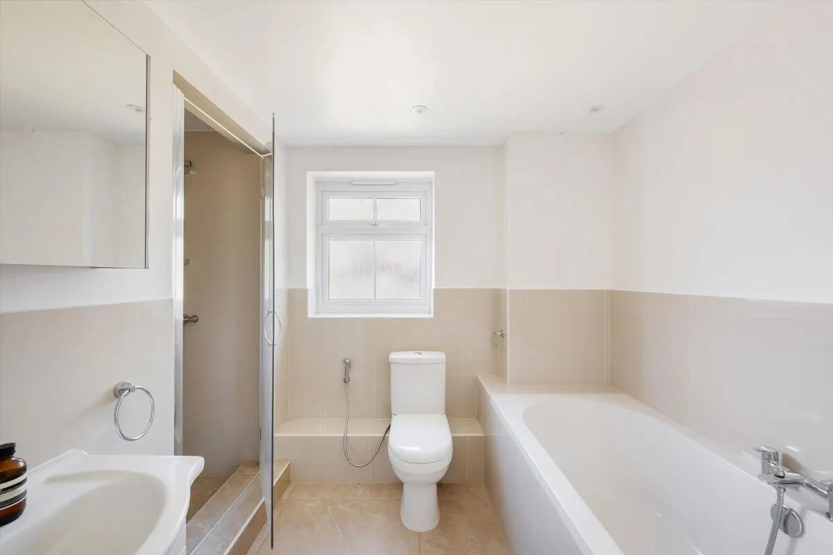 Cavendish Place, London, NW2, photo 12