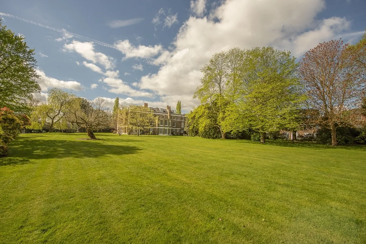 Hampton Court Road, Hampton, TW12, photo 8