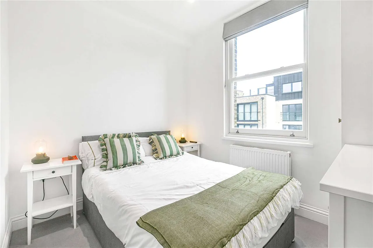Chivalry Road, London, SW11 1HT, photo 4