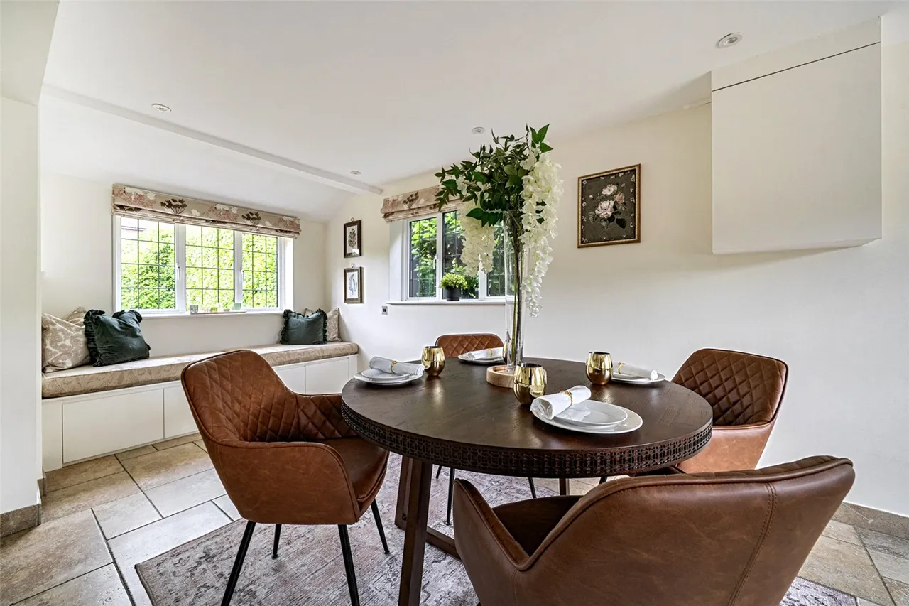 Denham Lane, Chalfont St. Peter, SL9, photo 13