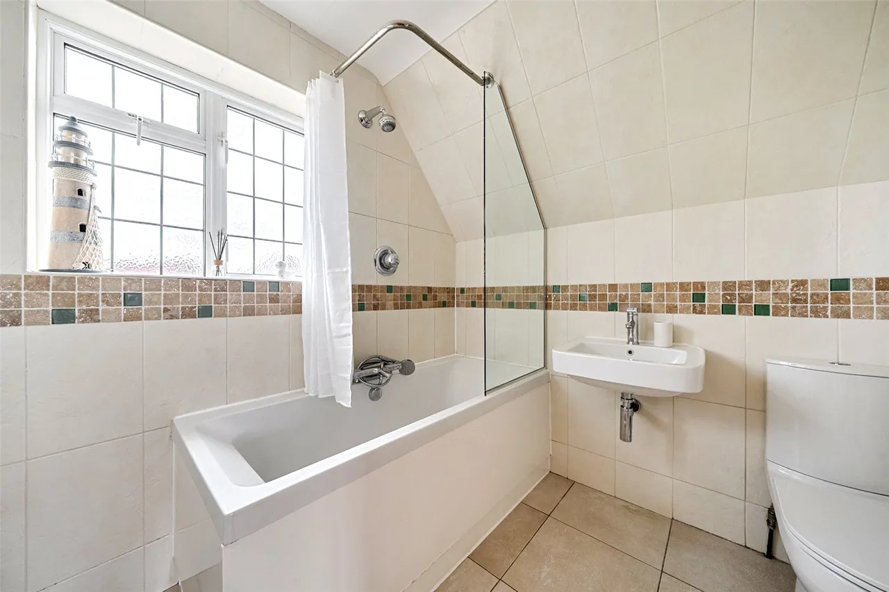 Denham Lane, Chalfont St. Peter, SL9, photo 10