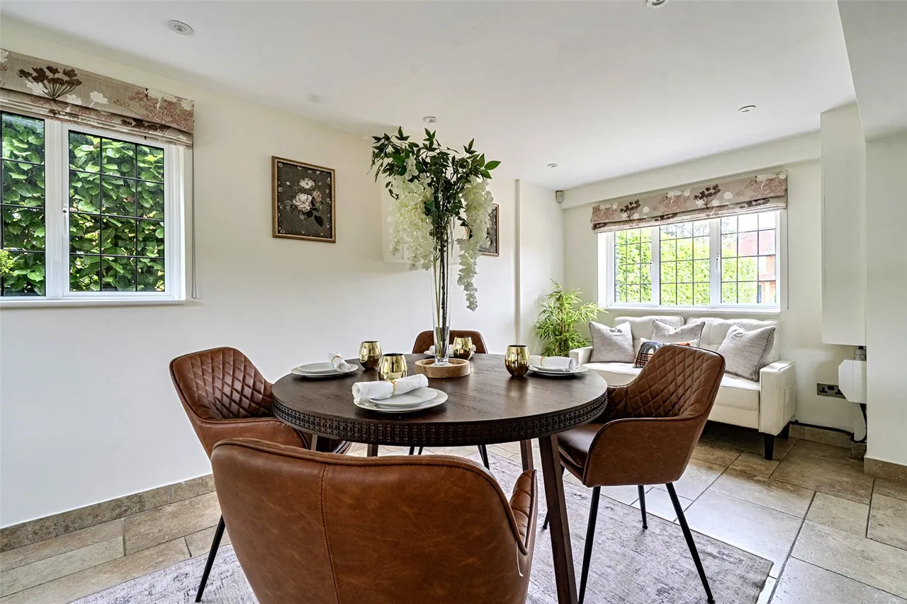 Denham Lane, Chalfont St. Peter, SL9, photo 14
