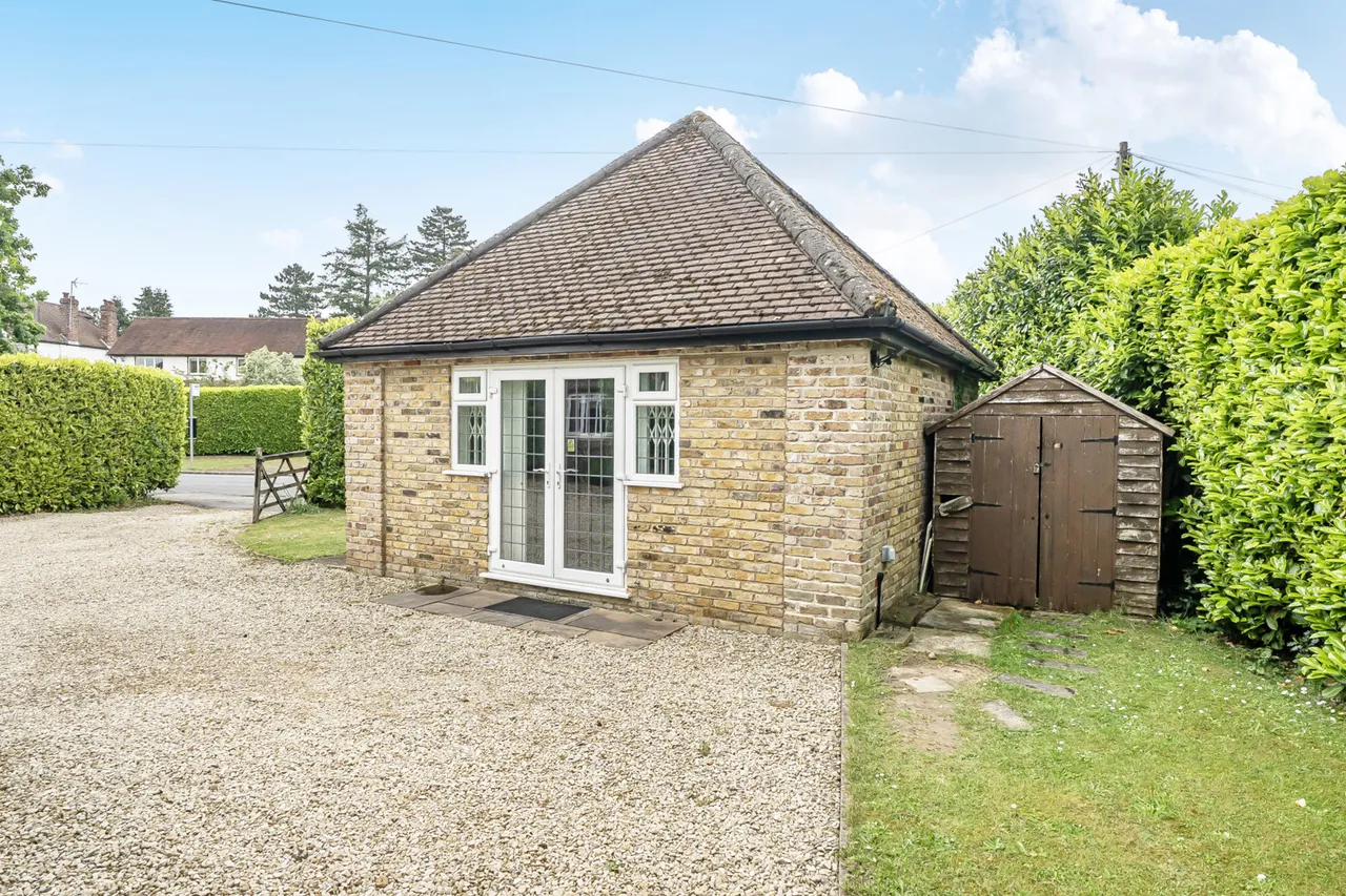 Denham Lane, Chalfont St. Peter, SL9, photo 21