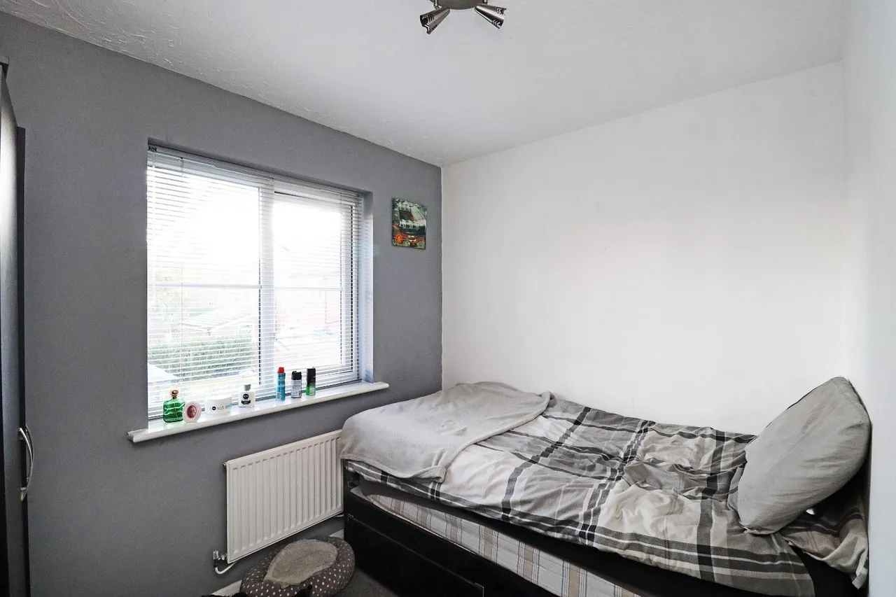 Inglesham Close, Baguley, Manchester M23 1LQ, photo 15